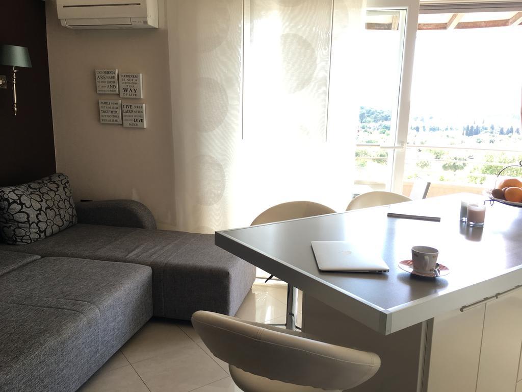 Apartment Loft Mit Blick Auf Pula